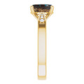 Oval Boulder Opal 109_Yellow Gold_Oval