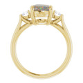 Oval White Opal 1_Yellow Gold_Oval