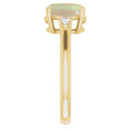 Oval White Opal 117_Yellow Gold_Oval