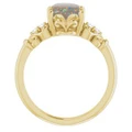 Oval White Opal 1_Yellow Gold_Oval
