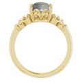 Oval Black Opal 12_Yellow Gold_Oval