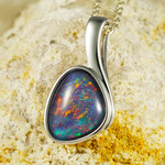 *SUCESS STERLING SILVER AUSTRALIAN OPAL NECKLACE