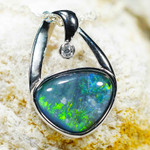 *UV RAYS STERLING SILVER AUSTRALIAN OPAL NECKLACE