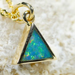 *TEAL WONDER 14KT GOLD AUSTRALIAN OPAL NECKLACE