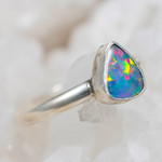  * A MASTERPIECE STERLING SILVER AUSTRALIAN OPAL RING