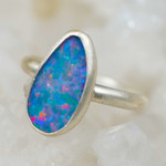 *NOUVEAU STERLING SILVER AUSTRALIAN OPAL RING