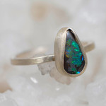 *VINTAGE OPAL STERLING SILVER AUSTRALIAN BOULDER OPAL RING