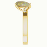 Teardrop Pipe Opal 39_Yellow Gold_Teardrop