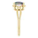 Oval Opal Triplet 73_Yellow Gold_Oval