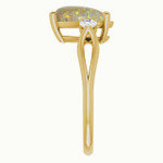 Teardrop Pipe Opal 39_Yellow Gold_Teardrop