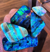 Understanding the Difference Between Opal Doublets vs. Opal Triplets