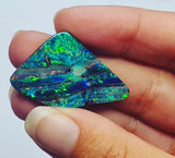 What does opal symbolize? what does opal represent?