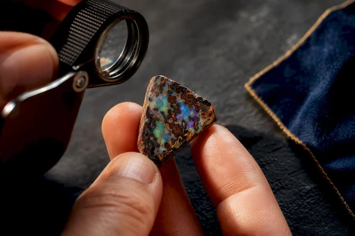 Avoid Overpaying for Andamooka Matrix Opal: 5 Checks to Verify