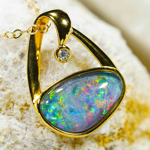 *COURTNEY LEIGH 18KT GOLD PLATED AUSTRALIAN OPAL NECKLACE