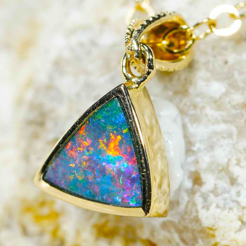 *PRETTY IN PINK 14KT GOLD AUSTRALIAN OPAL NECKLACE