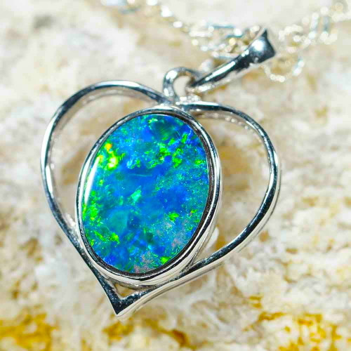 * FORVERMORE 14KT GOLD AUSTRALIAN OPAL NECKLACE