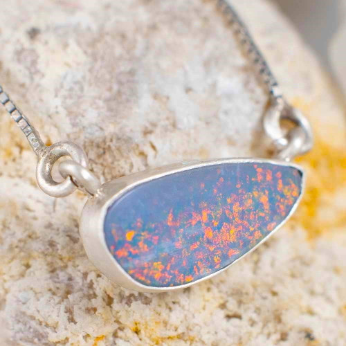 * LUMINANT FLASH STERLING SILVER AUSTRALIAN OPAL NECKLACE