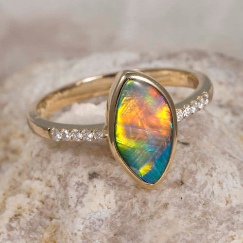* 1 A  MYSTICAL VEIL 14KT YELLOW GOLD & DIAMOND AUSTRALIAN OPAL RING