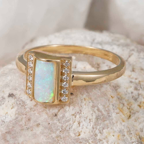 * EARTHS JELLY 14KT YELLOW GOLD & DIAMOND AUSTRALIAN WHITE OPAL RING