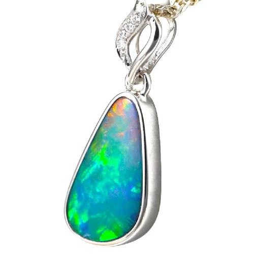 * 1 HONEYBEAD 14KT WHITE GOLD & DIAMOND AUSTRALIAN OPAL NECKLACE