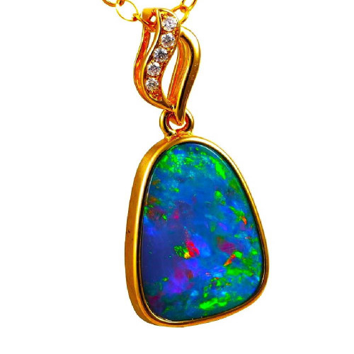  * 1 A POCKET RAINBOW 14KT YELLOW GOLD & DIAMOND AUSTRALIAN OPAL NECKLACE