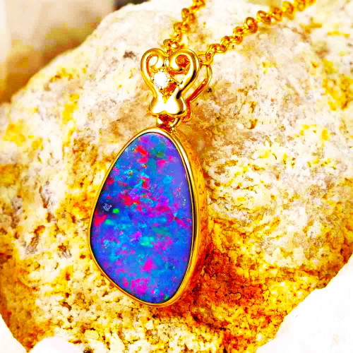 * PEONY HUE 14KT YELLOW GOLD & DIAMOND AUSTRALIAN OPAL NECKLACE