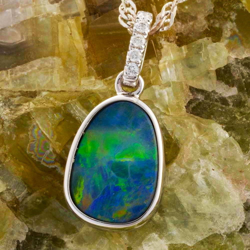 GOLD RAINBOW 14KT WHITE GOLD & DIAMOND AUSTRALIAN OPAL NECKLACE