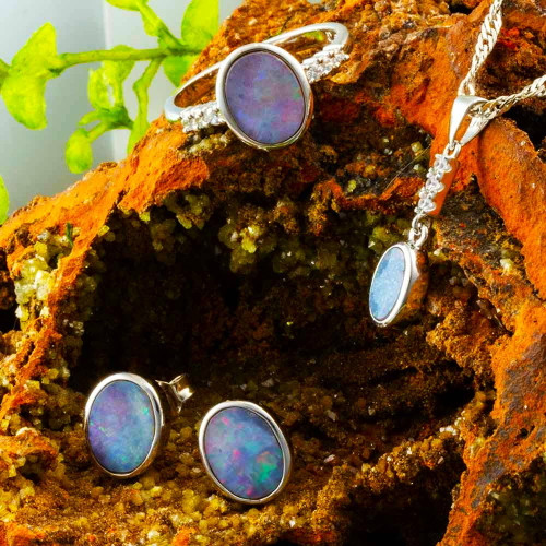 * MELTED KISS SILVER OPAL JEWELRY SET