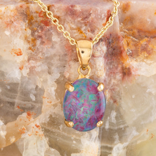 Radiant Vow 14kt Gold Opal Pendant