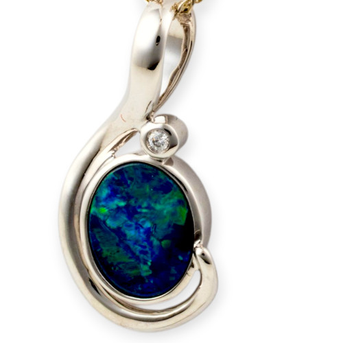 Japan's Run 925 Sterling Silver Opal Pendant