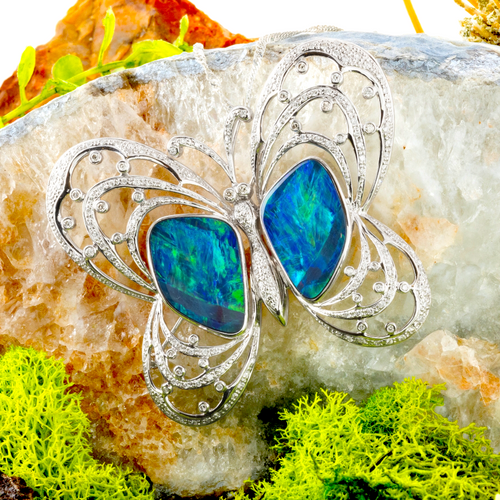 * 1  TRANSFORMED FREEDOM 18KT GOLD & DIAMOND OPAL HEIRLOOM PENDANT