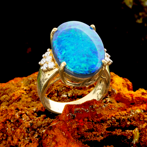 *BLUE LAGOON 18KT GOLD  AND DIAMOND OPAL RING