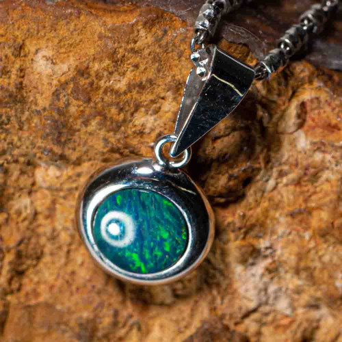 DELIGHT ROYAL 14kt WHITE GOLD AUSTRALIAN OPAL NECKLACE