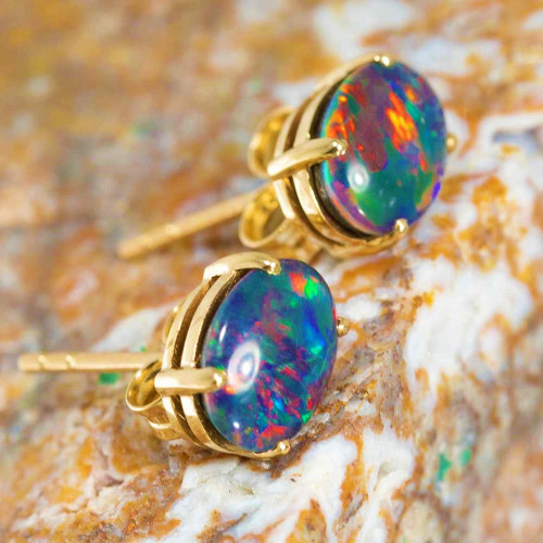  *  PRECIOUS OPAL GEM 14KT GOLD AUSTRALIAN  OPAL STUD EARRINGS