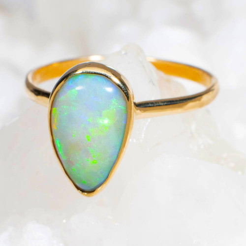 * TEARDROP FROM HEAVEN 14KT YELLOW GOLD AUSTRALIAN OPAL RING