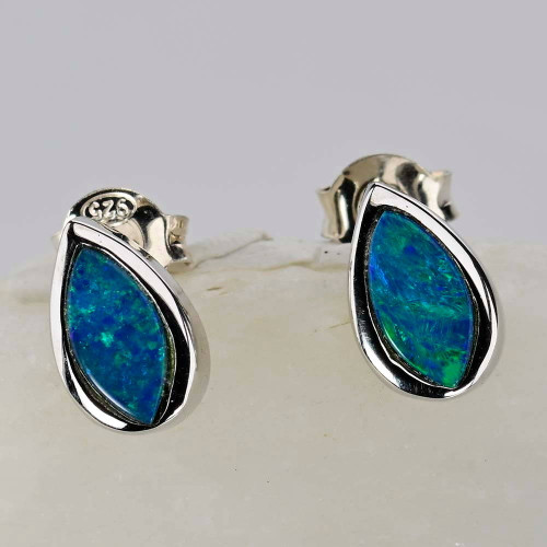 SAINT DOMINIQUE STERLING SILVER AUSTRALIAN OPAL STUD EARRINGS