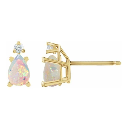 Teardrop White Opal 38_Yellow Gold_Teardrop