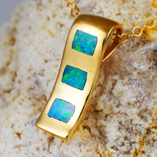 LEYENDA 14KT YELLOW GOLD OPAL NECKLACE