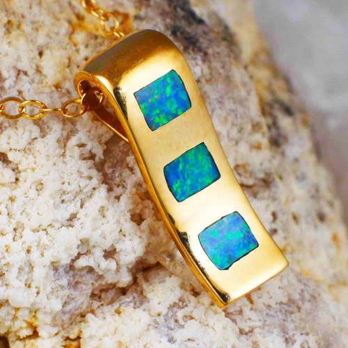 LEYENDA 14KT YELLOW GOLD OPAL NECKLACE
