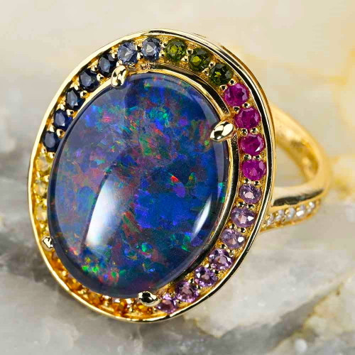 RAINBOW TASTE 14KT YELLOW GOLD & DIAMOND AUSTRALIAN OPAL RING