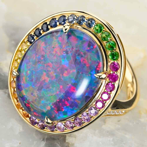 * MINT TO BE 14KT YELLOW GOLD & DIAMOND AUSTRALIAN OPAL RING