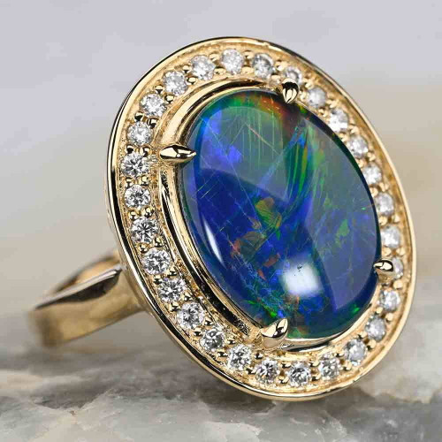 * MANGO BELLINI 14KT YELLOW GOLD & DIAMOND AUSTRALIAN OPAL RING