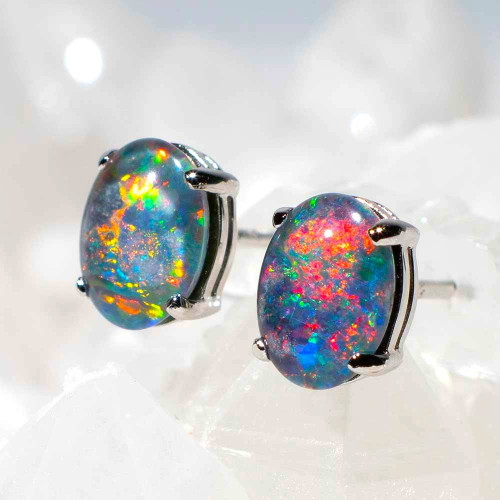 *   A COLOR CONSCIOUS STERLING SILVER AUSTRALIAN OPAL EARRINGS