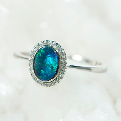 *HOLLYWOOD HILLS STERLING SILVER AUSTRALIAN OPAL RING