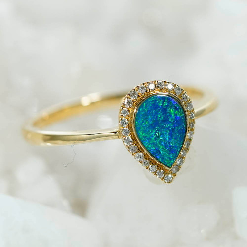 REFRESHED GOLD & DIAMOND AUSTRALIAN OPAL RING