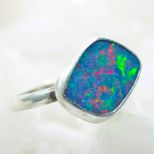 SIGNATURE STYLE STERLING SILVER AUSTRALIAN OPAL RING