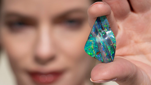 Opal stones