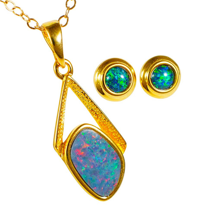 BURNING HEART 18KT GOLD PLATED AUSTRALIAN OPAL JEWELRY SET