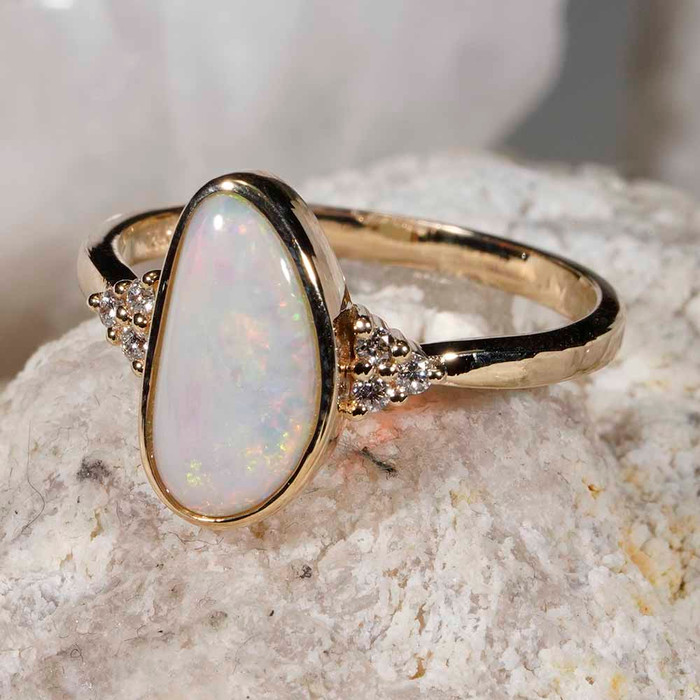 RADIANT REMNANTS 14KT YELLOW GOLD & DIAMOND AUSTRALIAN WHITE OPAL RING