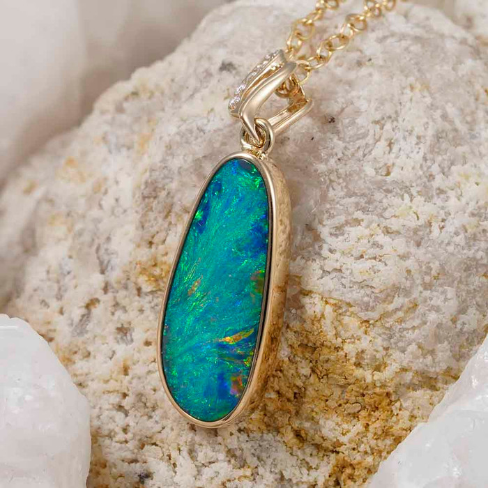 * 1 GOLDEN HUE 14KT YELLOW GOLD & DIAMOND AUSTRALIAN OPAL NECKLACE